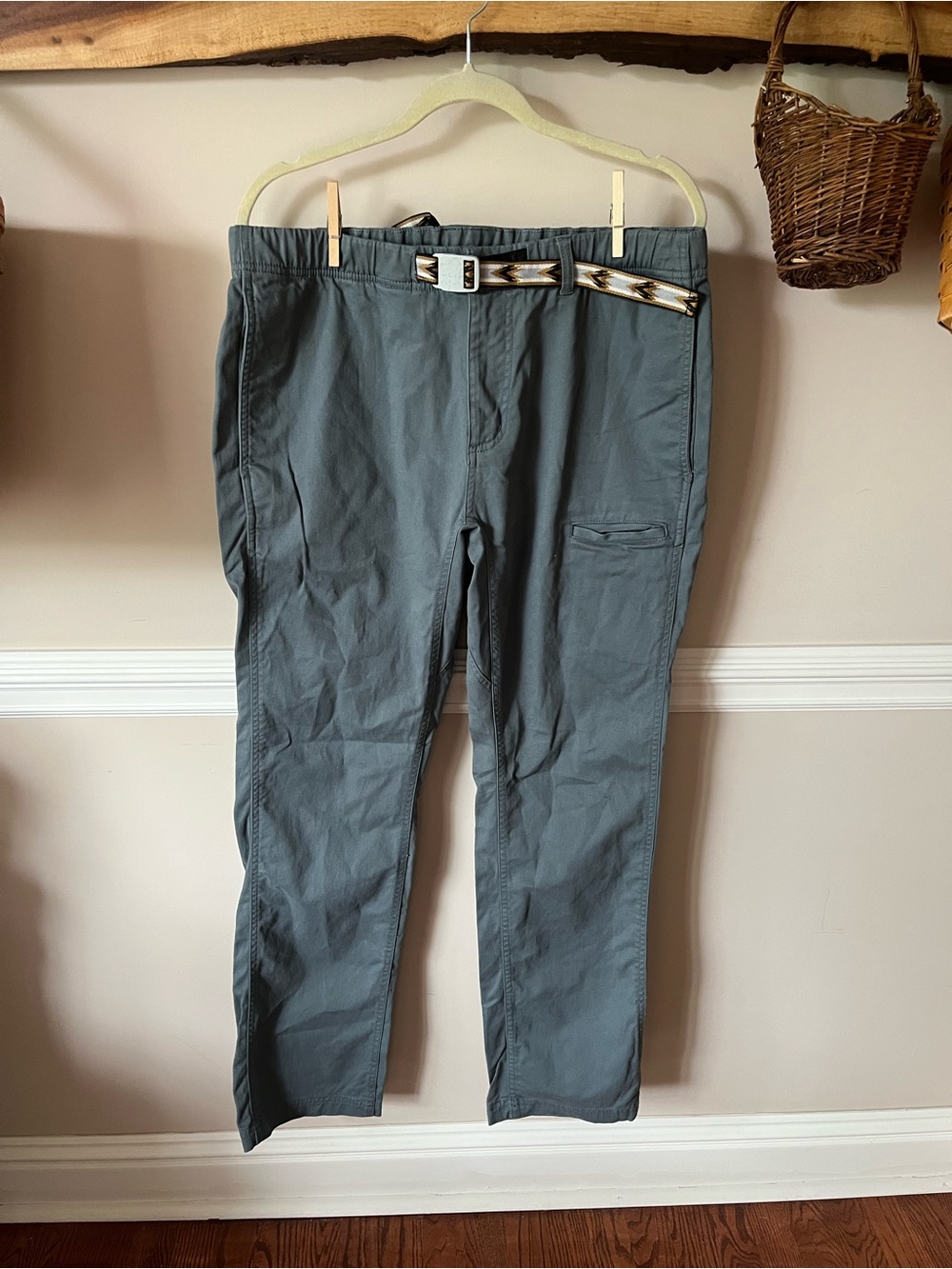 Kavu Hit The Road Pants Men L Grey Hiking Elastic Waist Belt Stretch Pocket